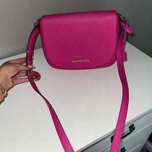 Michael Kors Leather Crossbody Handbag in Wild Berry Pink